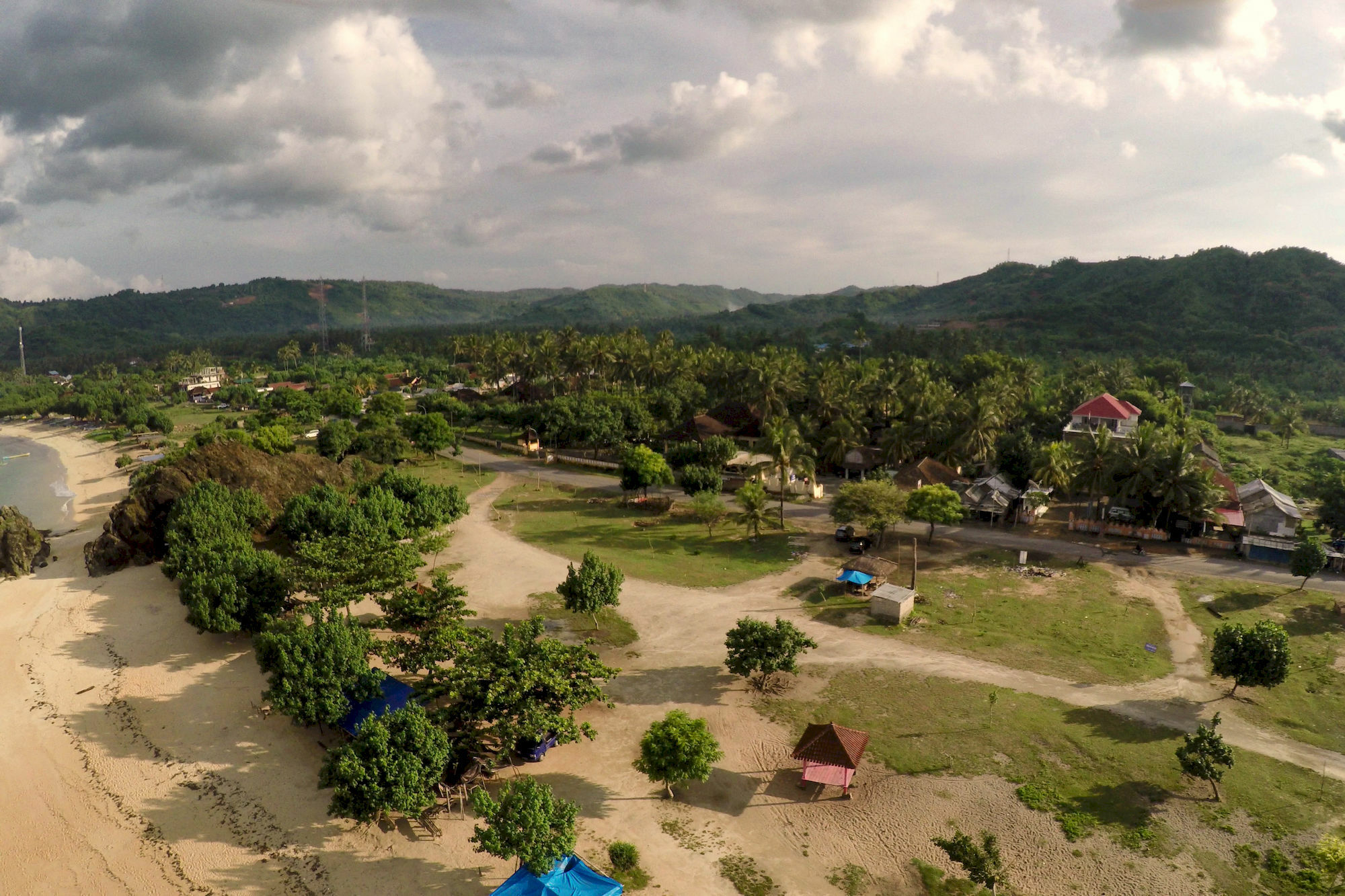 Segara Anak Bungalow & Restaurant Kuta  Экстерьер фото