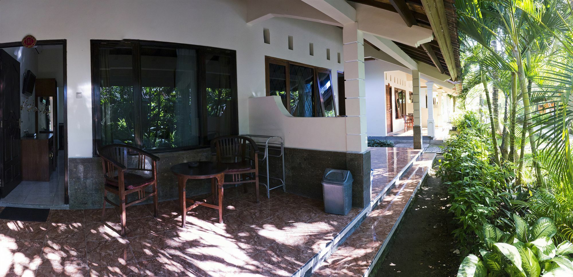 Segara Anak Bungalow & Restaurant Kuta  Экстерьер фото
