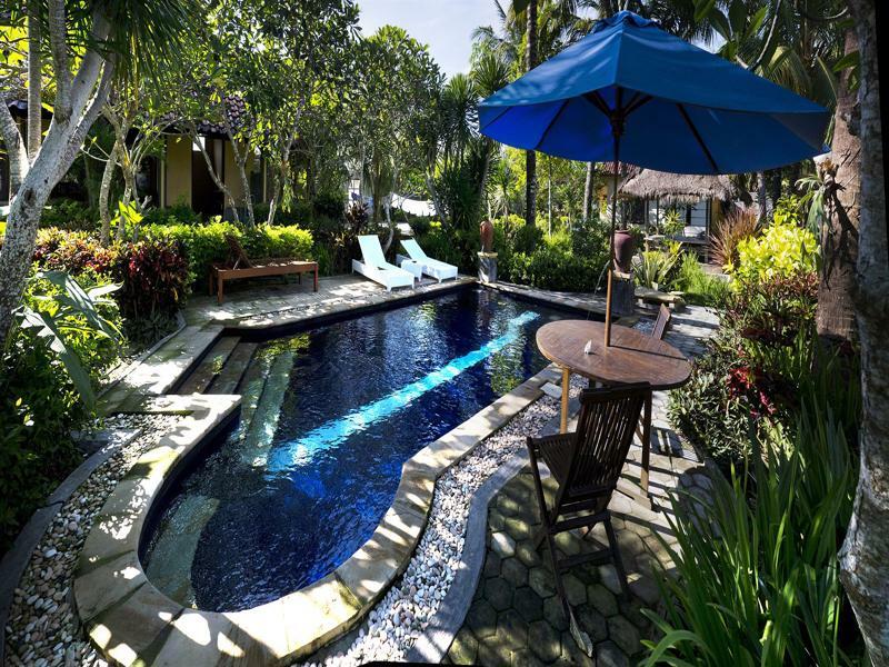 Segara Anak Bungalow & Restaurant Kuta  Экстерьер фото